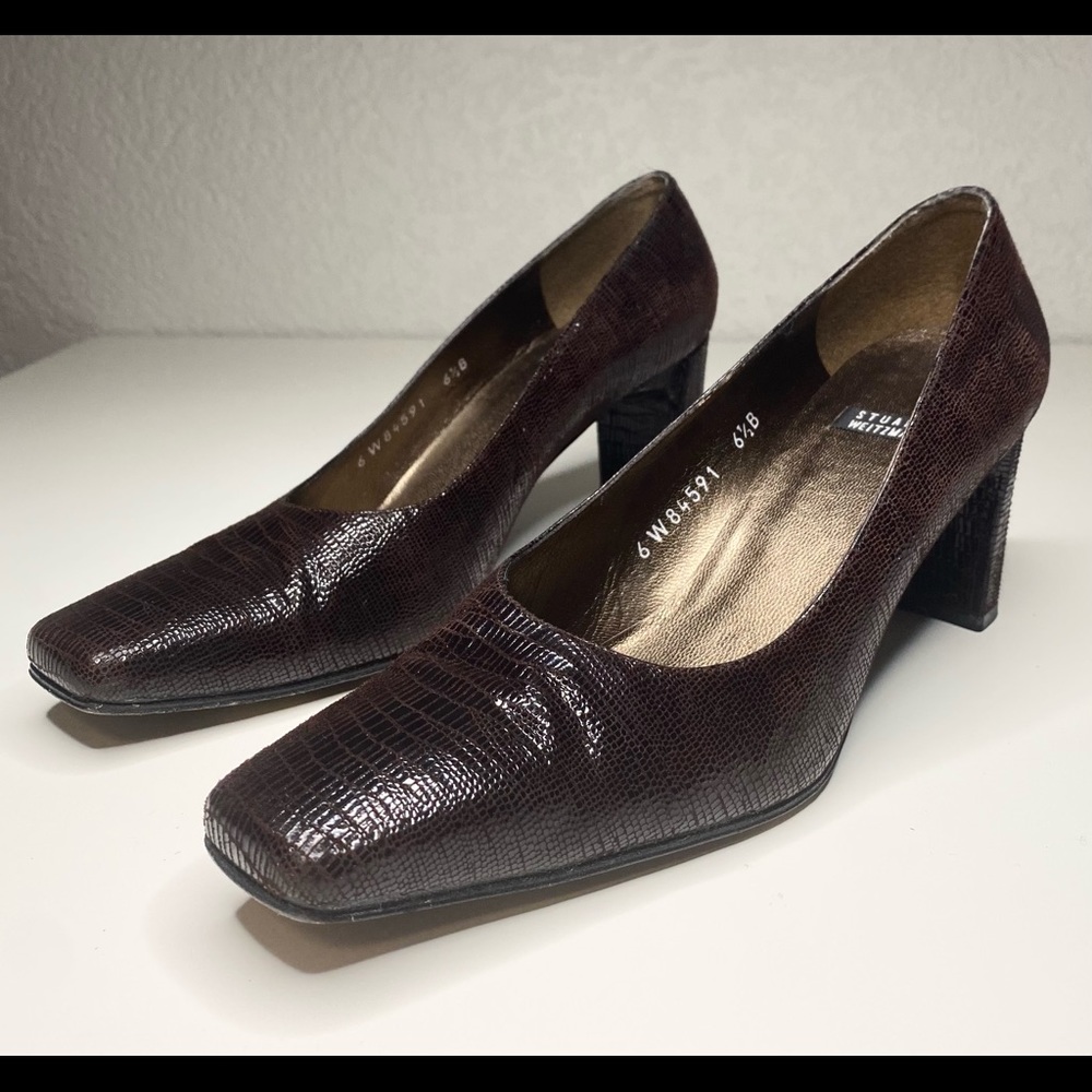 Stuart Weitzman Brown Crock Skin Embossed Pump